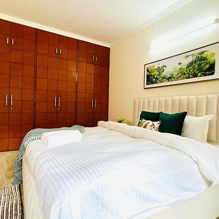 Olive Serviced Apartments - New Friends Colony Nuova Delhi Esterno foto